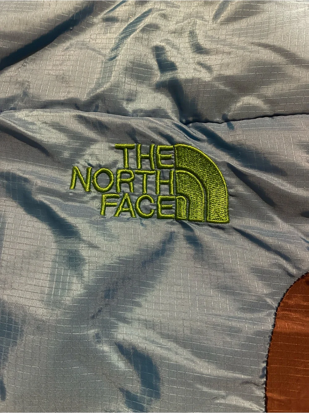 The North Face Youth Dolomite 3S Sleeping Bag rated to 20°F